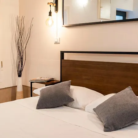 Fenix Colombina In Biennale - Your Little House *