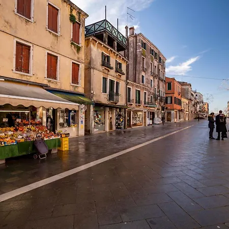 Fenix Colombina In Biennale - Your Little House